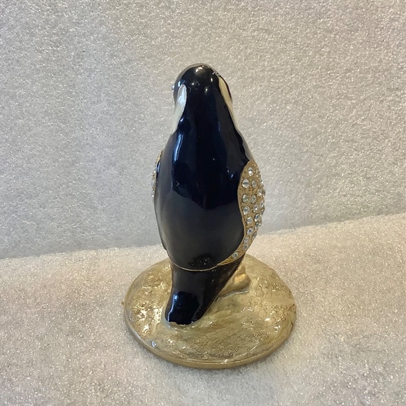 Vintage Enamel And Crystal Penguin Collectible Figurine - Picture 5 of 9